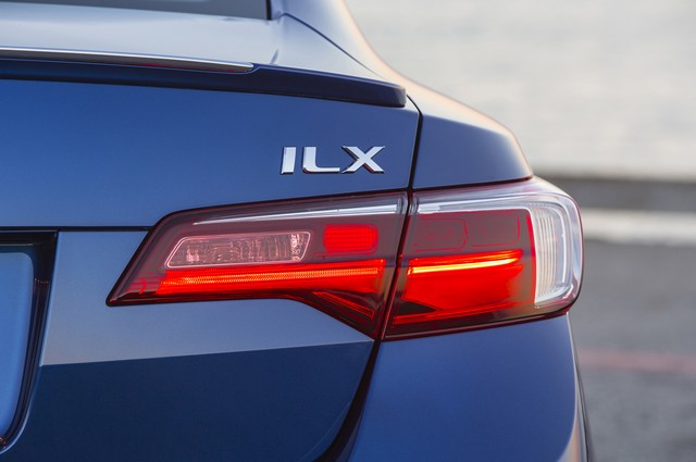 آکورا ILX مدل 2016