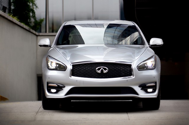 اینفینیتی Q70S مدل 2015