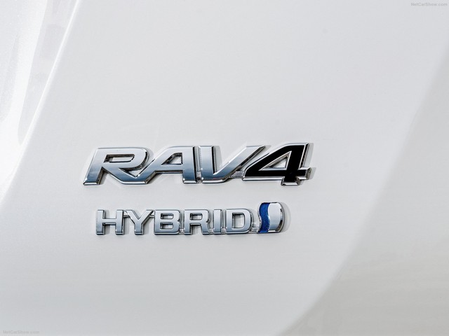 تویوتا RAV4 هیبرید مدل 2016