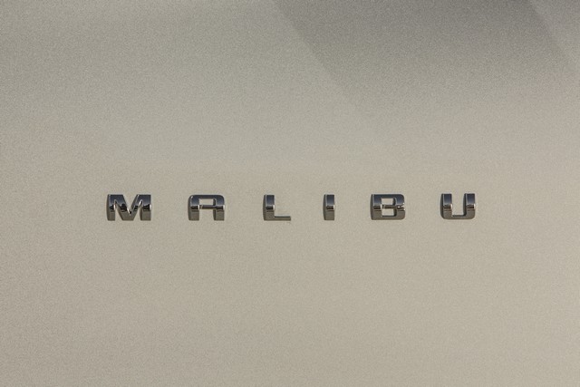 شورولت مالیبو 1.5 توربو مدل 2016