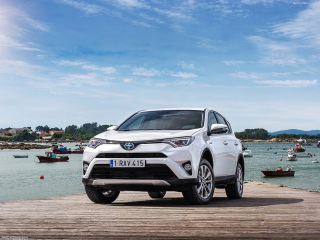 تویوتا RAV4 هیبرید مدل 2016