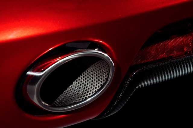 آستون مارتین رپید S مدل 2014