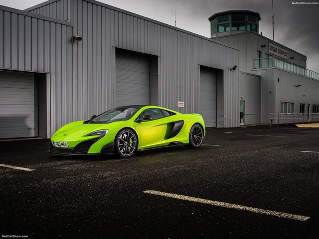 مک لارن 675LT مدل 2016