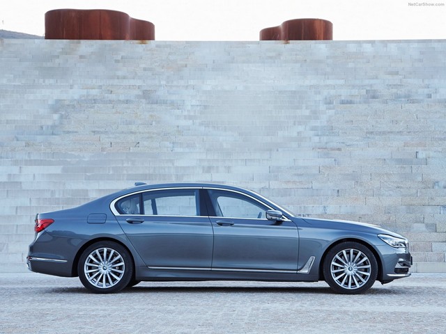 بی ام و 750Li xDrive مدل 2016