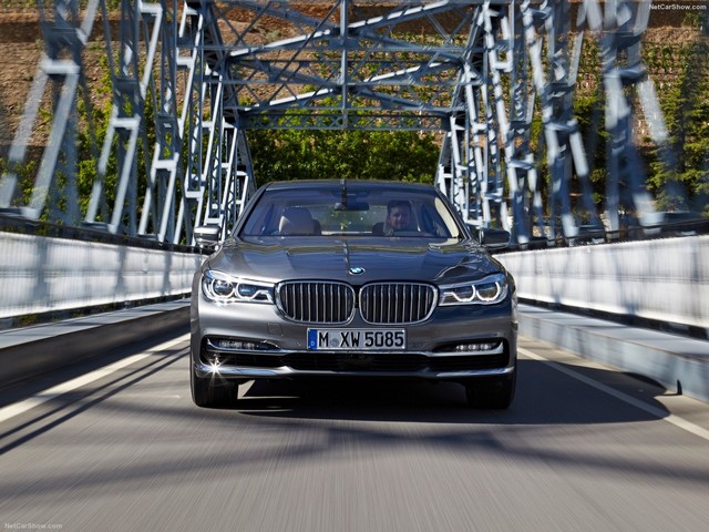 بی ام و 750Li xDrive مدل 2016