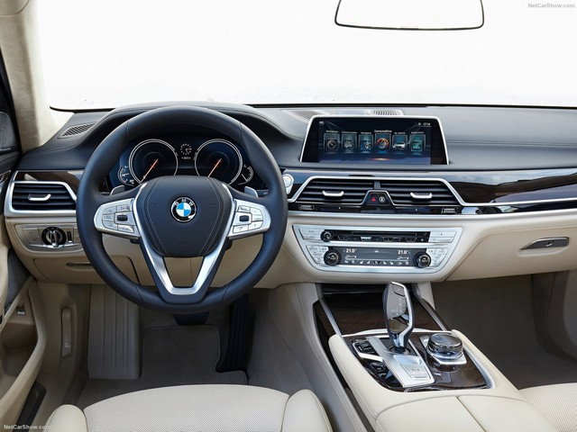 بی ام و 750Li xDrive مدل 2016