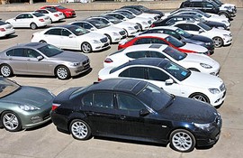 طبق اعلام گمرک ؛ واردات خودرو به کشور همچنان ممنوع است