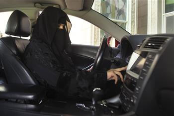 هدف بسیاردندان گیر خودروسازان خارجی : 9 میلیون زن سعودی