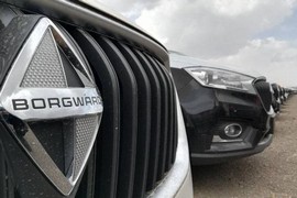 خاک خوردن خودروهای «بورگوارد» در گمرگ! + تصاویر