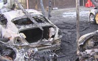 دوازده خودروی گران‌قیمت در آتش