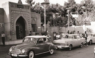 تصویری از پمپ بنزین در تهران مربوط به 50 سال پیش