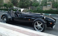 فروش یک خودروی انگلیسی متفاوت در تهران به مبلغ 240 میلیون تومان